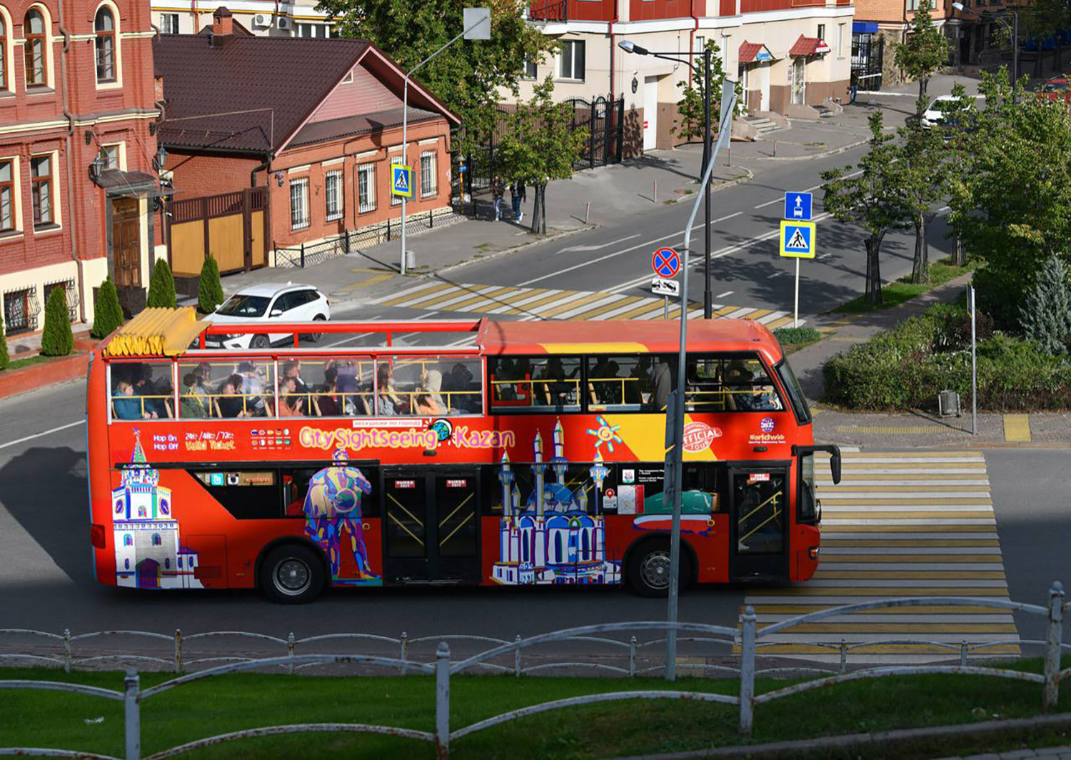 Автобусная экскурсия на двухэтажном автобусе Душа Москвы