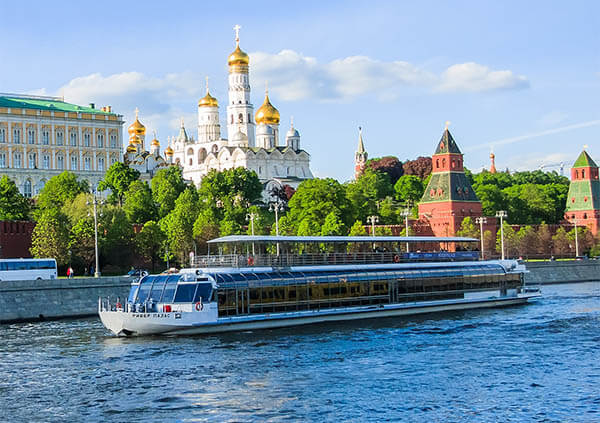 Аренда теплохода River Palace в Москве
